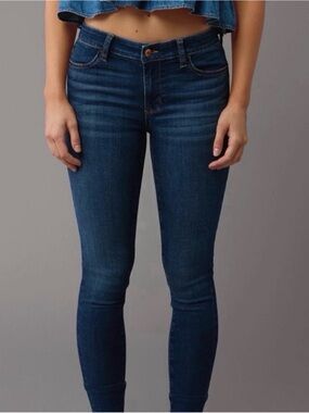 American Eagle Outfitters Dark Blue Skinny Jeans - Women's